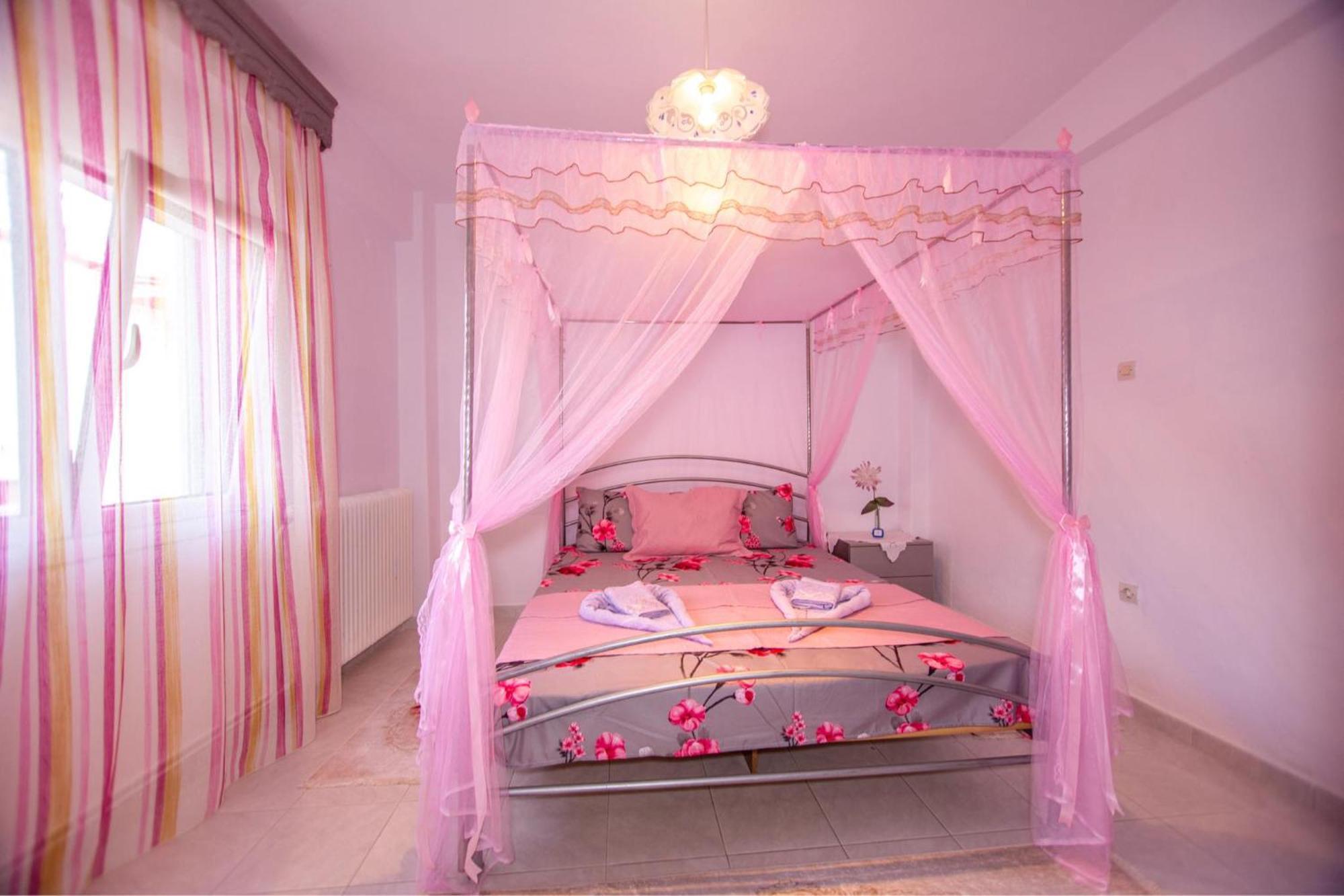 Titika House Konuk evi Vrasná Dış mekan fotoğraf